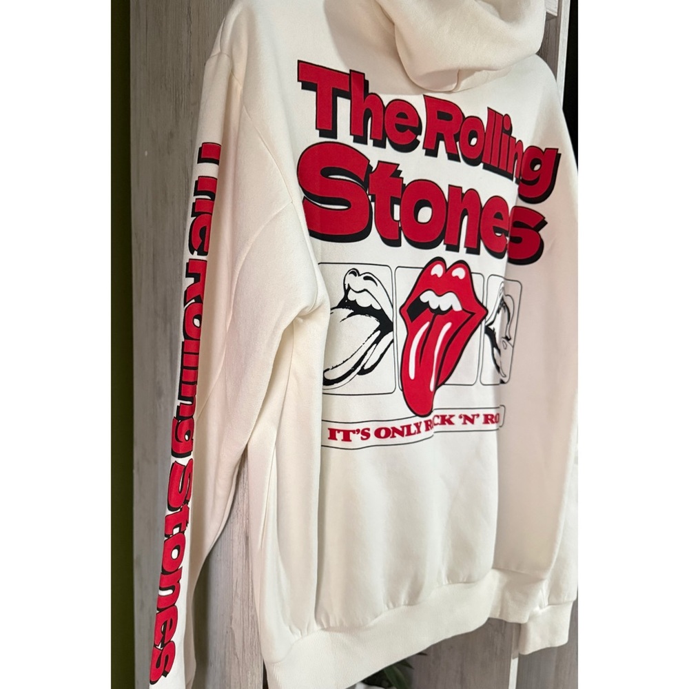 . The Rolling Stones Women’s/Men’s Cream Tongue Graphic Long Sleeve Hoodie - Picture 3 of 8